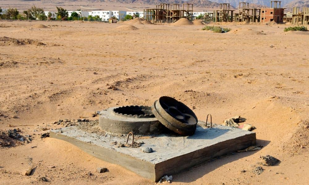 Former public land commercial development - ALTA SURVEY Nevada Commercial development on former public land where an ALTA land title survey is required before construction